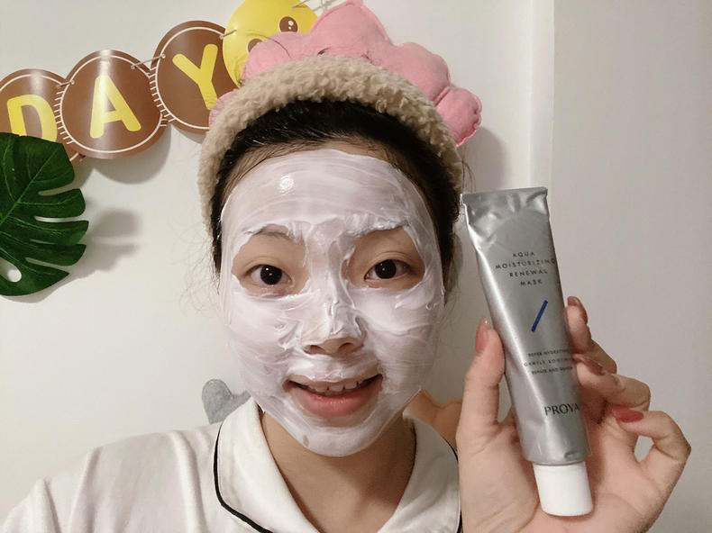 敏感肌换季缺水,就用珀莱雅水盈澎澎新生面膜