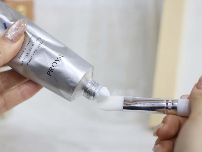 珀莱雅解渴修护涂抹面膜,急救补水必备