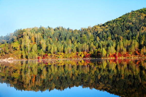 夏天去哪里旅游好玩又凉快的?夏季旅游最佳去处国内