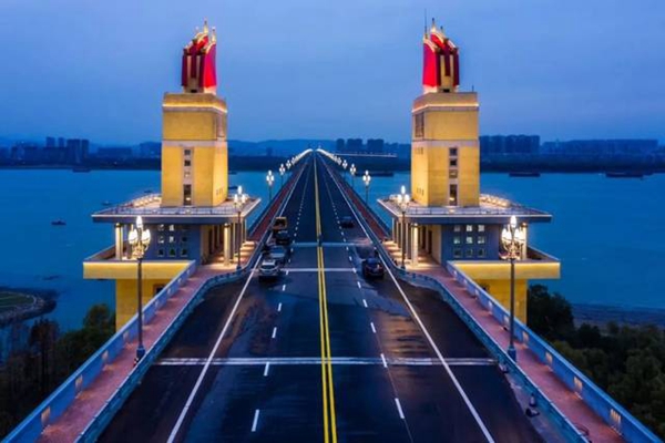 南京十大适合拍照的地方排行榜,南京旅游必去十大景点推荐