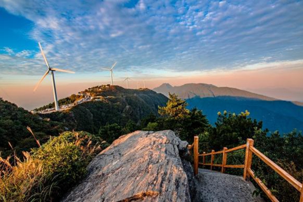 湖北省十大名山排行榜,湖北省十大名山有哪些