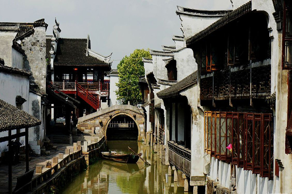 夏天去哪里旅游好玩又凉快的?夏季旅游最佳去处国内