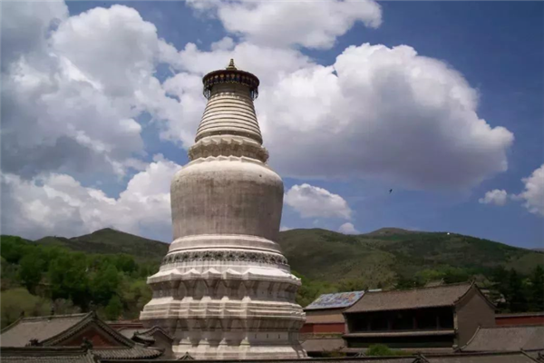 中国十大夏季旅游胜地,适合夏天旅游的地方有哪些
