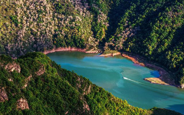 甘肃旅游必去十大景点,甘肃十大旅游景点