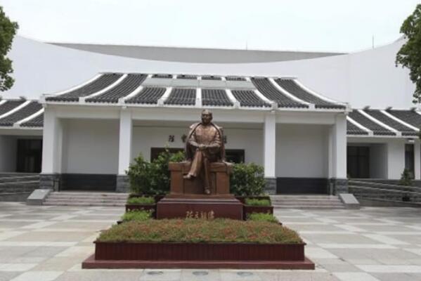 上海免费的十大景点排名,上海旅游必去景点推荐