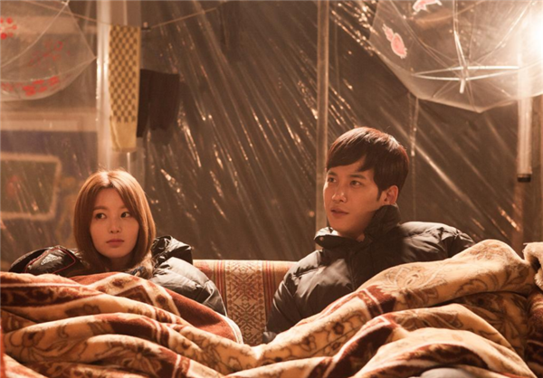 韩国十大丧尸电影排名,韩国高分恐怖片推荐